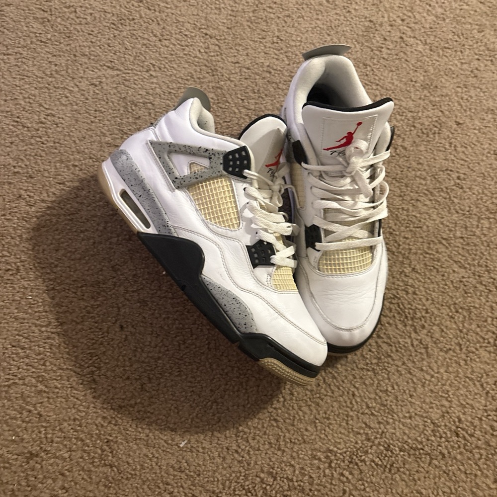 Jordan 4 White Cement